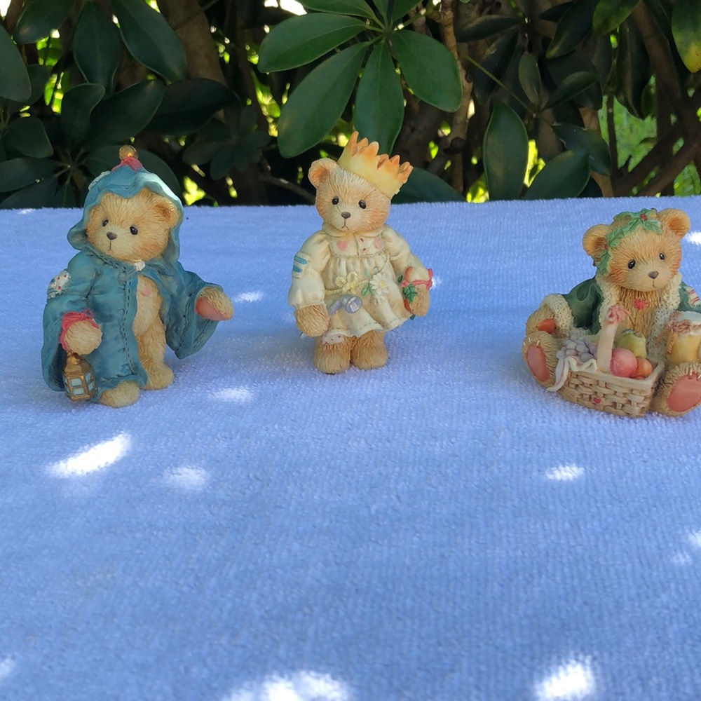 Cherished Teddies Figurines